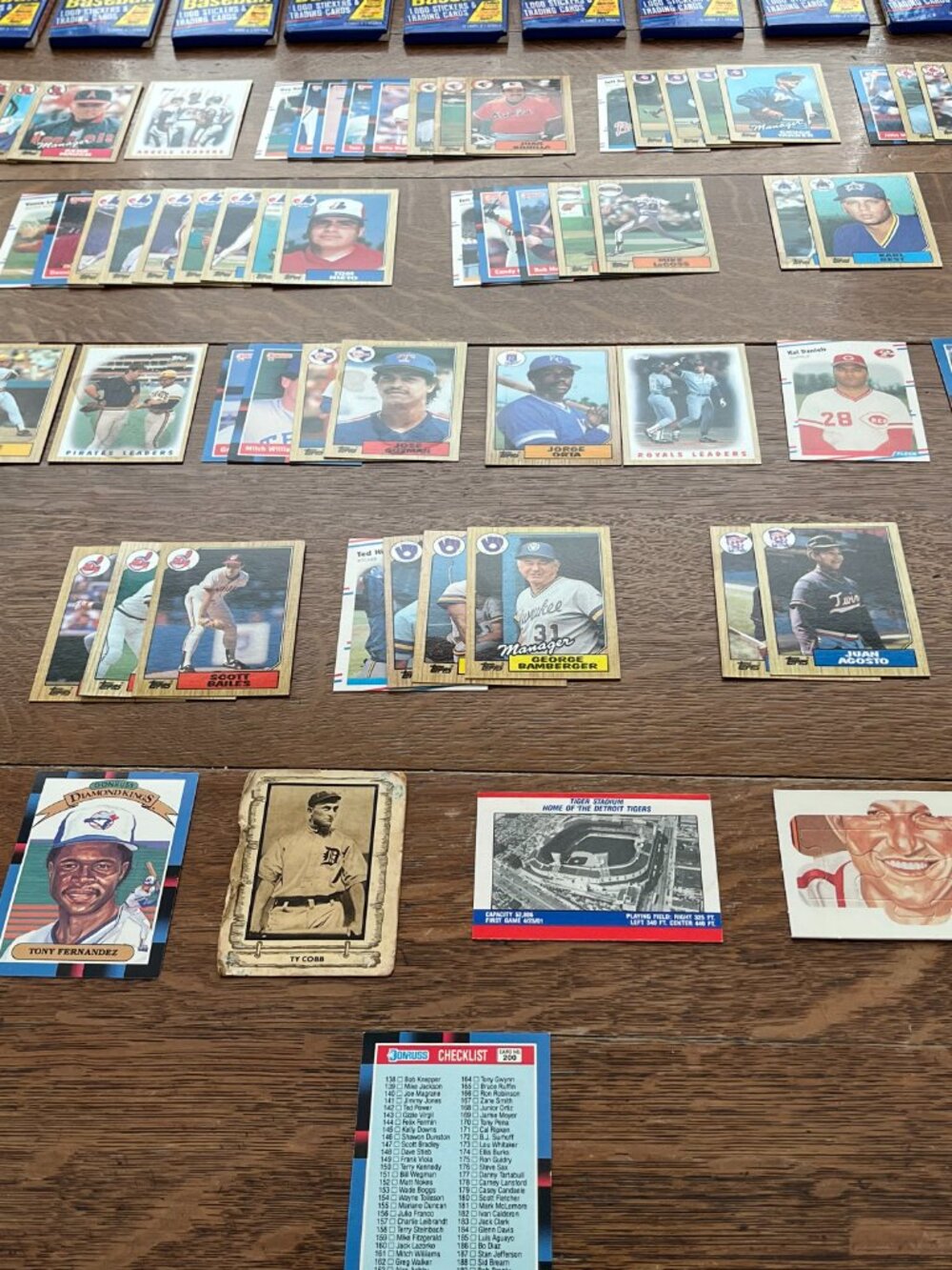 Baseball Cards - Picture 7 of 8